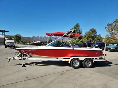 1999 Moomba Mobius SK