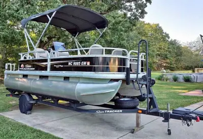 2020 Sun Tracker bass buggy 18 dlx
