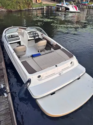 2013 Bayliner 185 Bowrider Boat 300 hrs