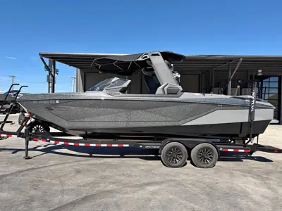 2022 Nautique g25 paragon