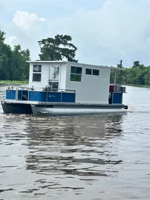 Custom Pontoon Houseboat