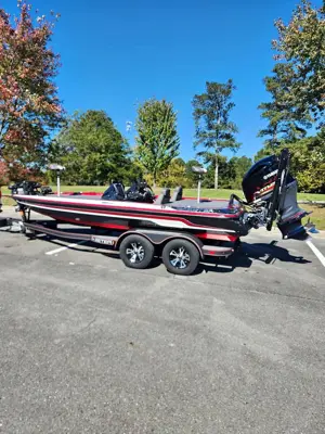 2019 SKEETER ZX225