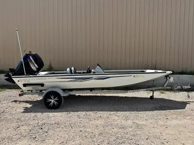 2017 Crestliner VT 18 DX – Mercury 90HP FourStroke | Approx. 400 Hours (sku: 10979)