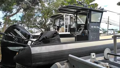 33ft Alpha Boat