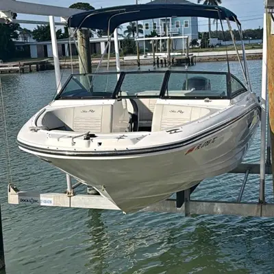 2022 Sea Ray SPX 190