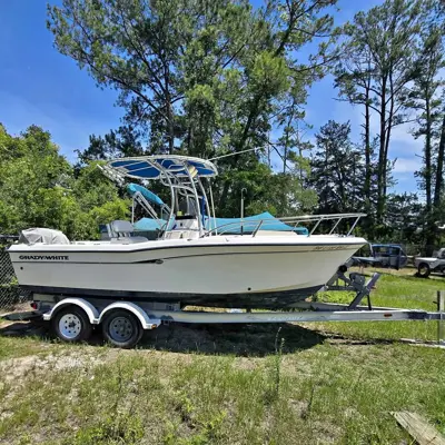 2000 Grady White Escape 209
