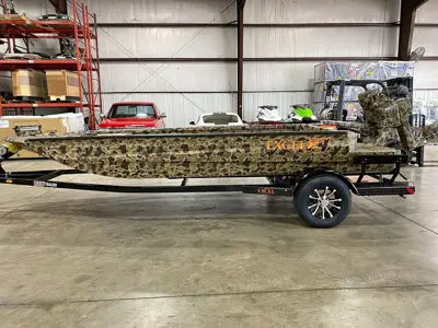 2027 Excel 1860 SHALLOW WATER F4