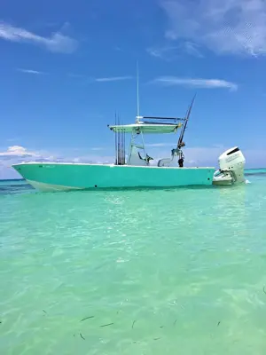 1997 Avanti 25’ Center Console