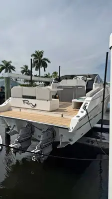 2016 Rio Yachts Espera 34 – Twin Diesel – Project Boat – Title in Hand