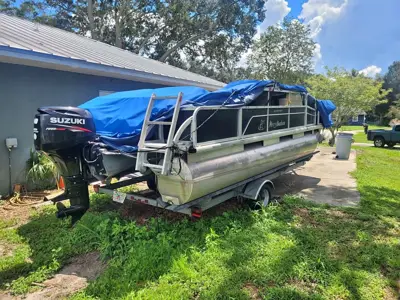 2015 Misty Harbor Saltwater Series 18' Pontoon Boat