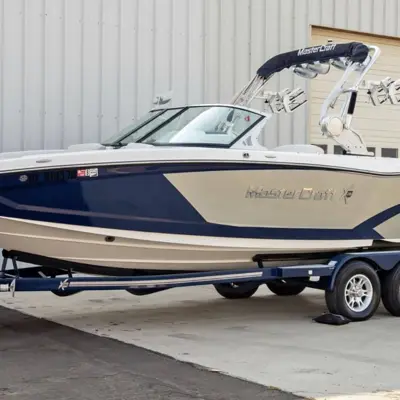 2016 Mastercraft X26 X-Series | 7.4 Engine | 368 hrs