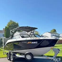 2024 Yamaha AR220