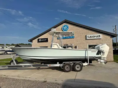 2002 SilverHawk 240 center console 2022-refit