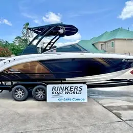 2021 Chaparral 23 Surf