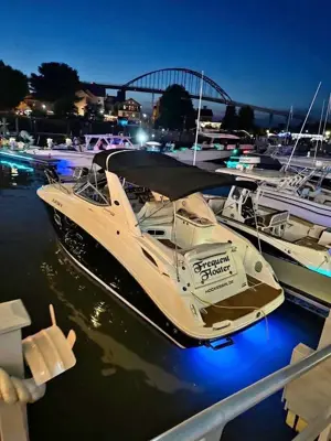 2011 SeaRay 280 Sundancer