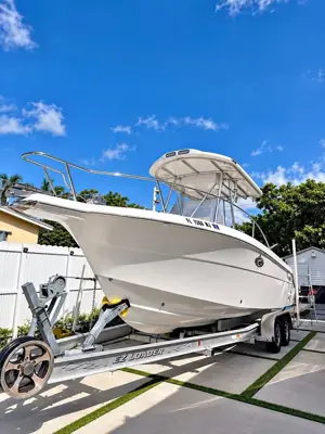 2003 Wellcraft 252 Fisherman - Twin 2014 Yamaha 115, 300 hrs