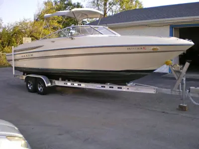 1997 MAXUM 2700S/R BOWRIDER