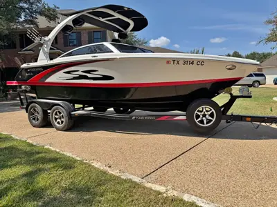 2013 Four Winns H210SS