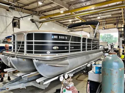 2013 Xcursion Tritoon x23rf