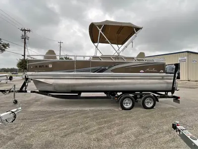 2022 Avalon Venture RF 2089