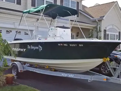 2006 Trophy 1903CC Trophy Boat