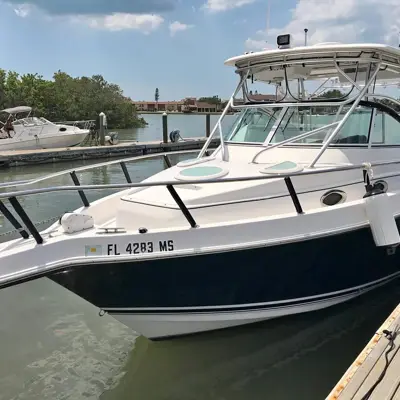 2004 ProLine 33FT walkaround powered by twin Suzuki 350HP Fourstrokes super clean inside and out ready to go