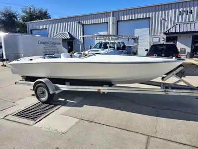 1981 DONZI 3+2