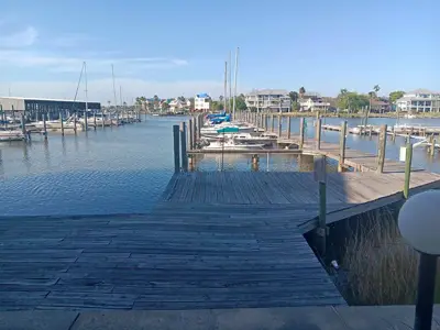 32' BOAT SLIP- Clear Lake/ Kemah area