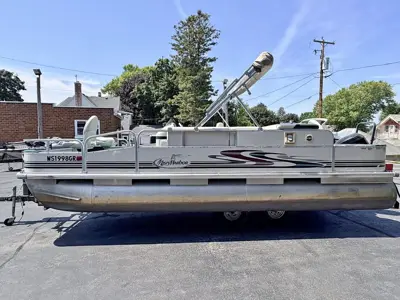 2003 Misty Harbor Fishing Pontoon