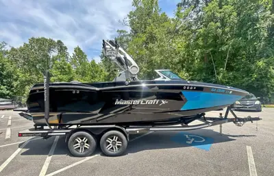 2018 MasterCraft XSTAR23