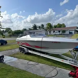 1986 Stinger powerboats Stinger