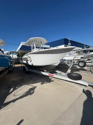 2022 SeaPro 239dlx