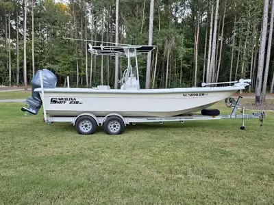 2009 Carolina Skiff 238DLV w/ Yamaha 150