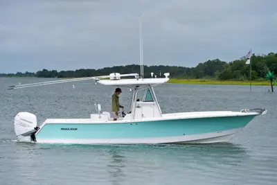 2008 Regulator 29 Forward-Seating Boat