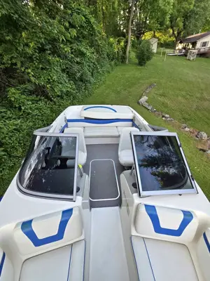 2006 Bayliner 195 BR Boat