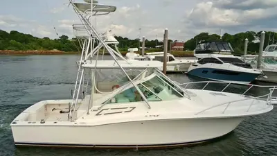 2007 Cabo 32 express