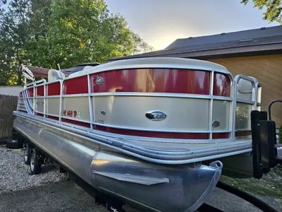 Southbay pontoon boat with trailer