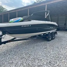 2005 Searay Select 200