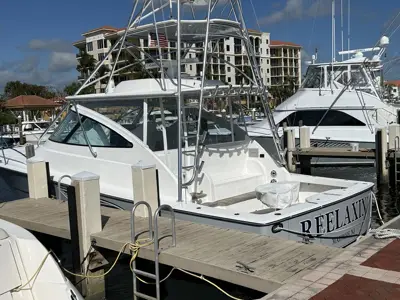 Boat Dock For Rent in Jupiter, Florida at Jupiter Yacht Club