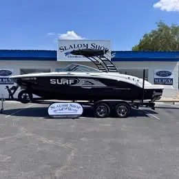 2024 Chaparral 23 Surf