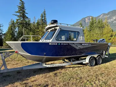 2023 Hewescraft 240 Ocean Pro HT