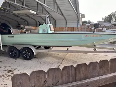 2018 Excel bay boat 22’ with 150 hp