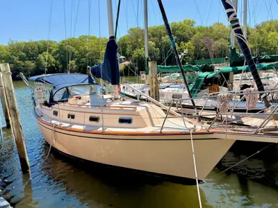 29' Island Packet 29