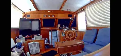 1985 42’Jefferson in FL Keys
