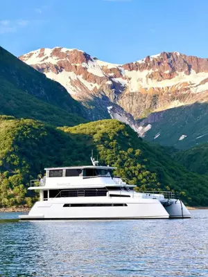 2024 LONGREACH 58 EXPEDITION POWER CATAMARAN