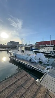 Sea Hunt Gamefish 25 Center Console Boat