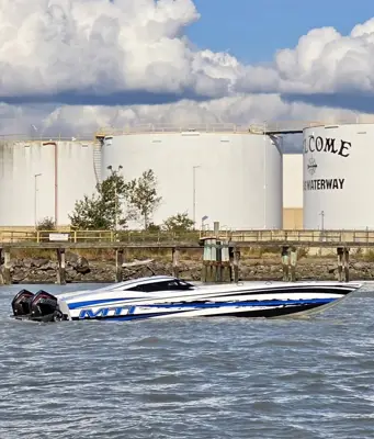 2007 MTI 39’ Supercat Light