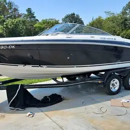 2004 Fourwinns 22 horizon
