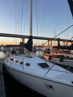 1997 CATALINA MARK II SAILBOAT -34’6”