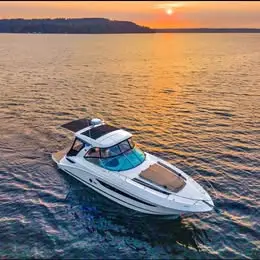 2021 Searay 350